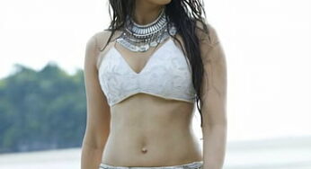What Rakul wore on a flight to Delhi